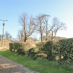 בית נופש The Cartshed, Sedbury Park Farm *