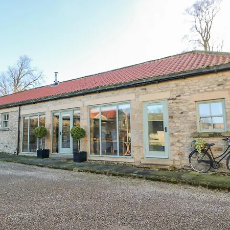 The Cartshed, Sedbury Park Farm Holiday home