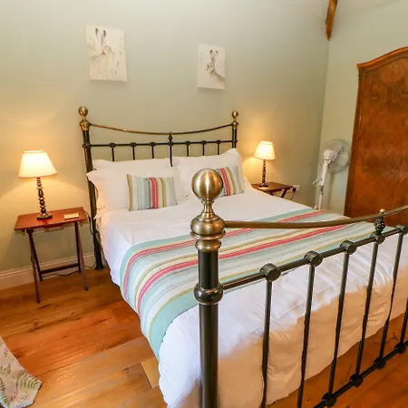 The Cartshed, Sedbury Park Farm *