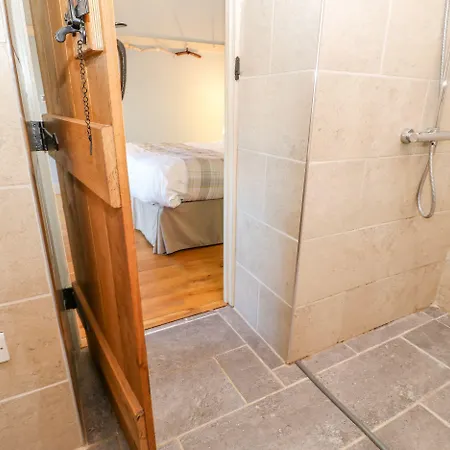 The Cartshed, Sedbury Park Farm * Gilling