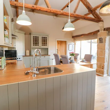 The Cartshed, Sedbury Park Farm